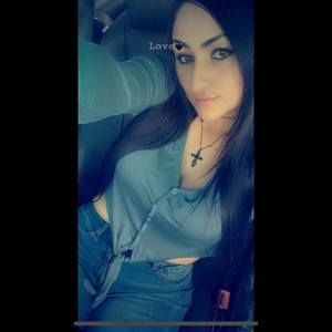 Meet your Posher, Ferial